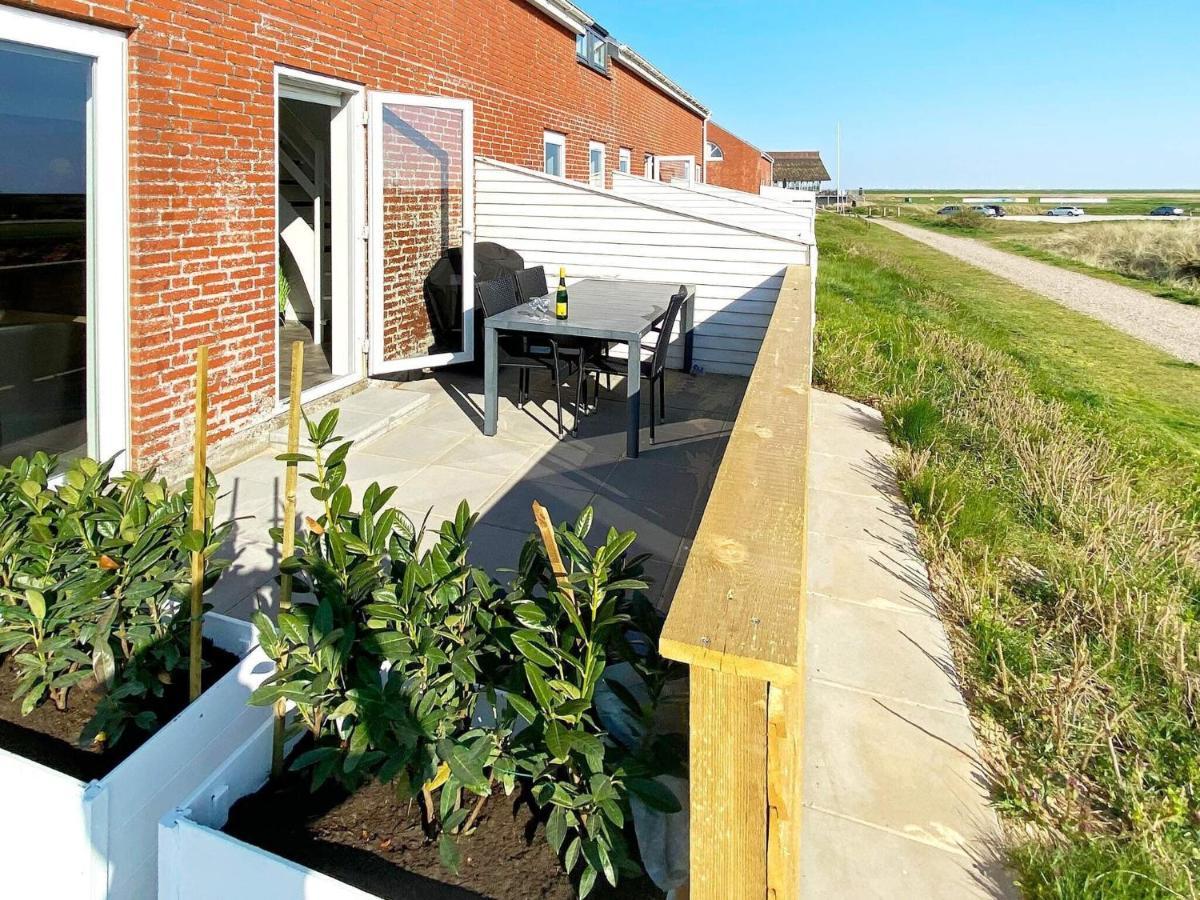 5 Person Holiday Home In R M Rømø Kirkeby Екстериор снимка