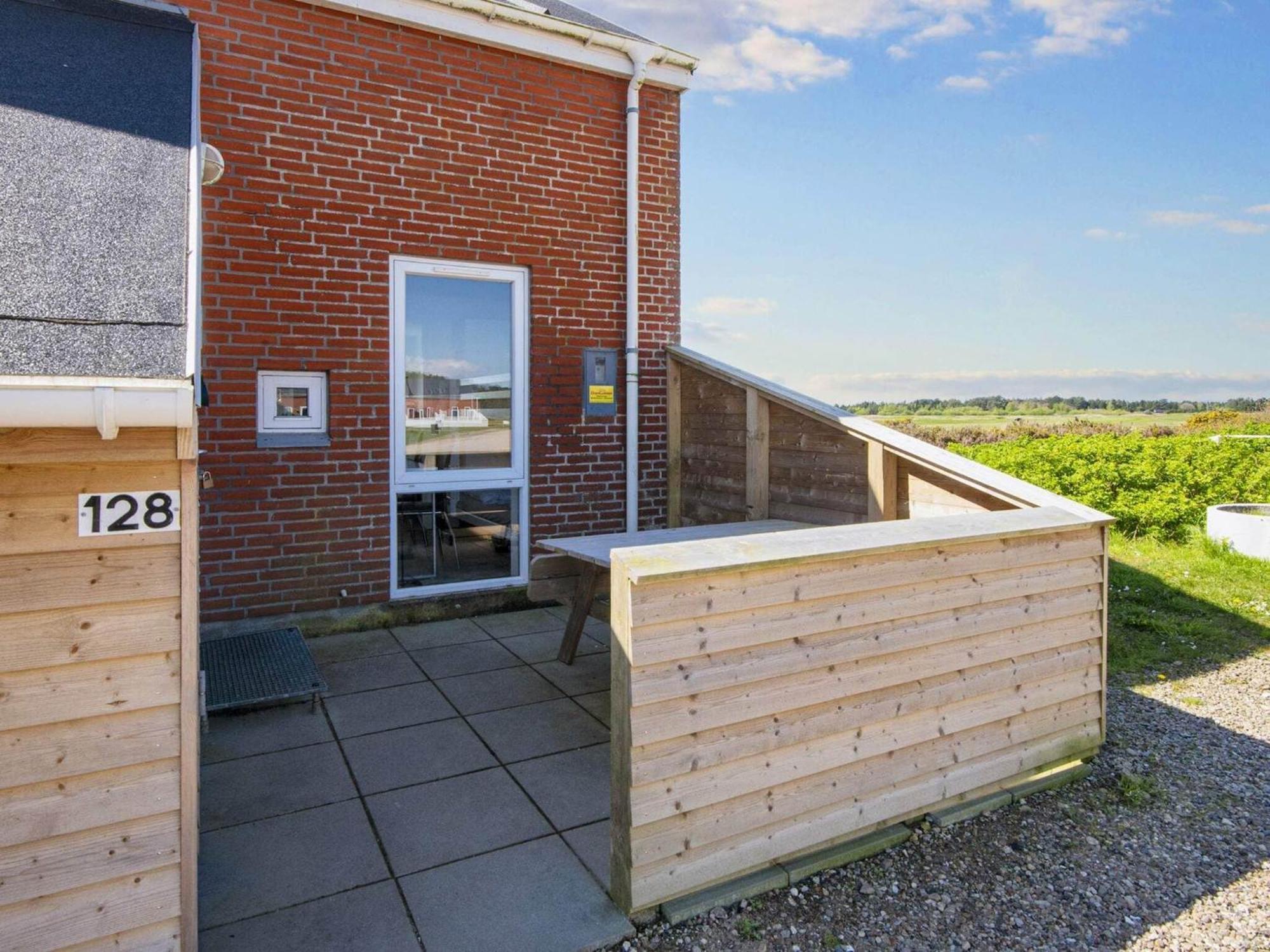 5 Person Holiday Home In R M Rømø Kirkeby Екстериор снимка